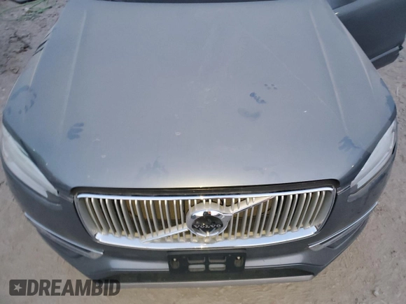 2016 Volvo XC90 T6 Inscription с VIN YV4A22PL6G1000645, выставлен на аукционе Copart как лот 41542785 с пробегом 54 150 миль миль и Списание • Salvage title. История ставок и продаж доступна на DreamBid. Изображение 11.