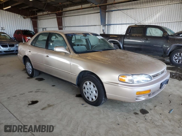 1996 Toyota Camry DX with VIN 4T1BG12K8TU754183, listed as a Copart auction lot 52569305 with 152,253 mi miles and Clean Title. Bid and sale history available at carsss.com. Image 4.