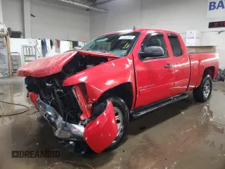 2010 Chevrolet Silverado 1500 LS with VIN 1GCSKREA0AZ160336, listed as a Copart auction lot 42542095 with 55,688 mi miles and Salvage Title. Bid and sale history available at DreamBid. Image 1.