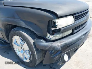 2002 Chevrolet Tahoe LS with VIN 1GNEK13Z82R142862, listed as a IAAI auction lot 42606711 with 189,223 mi miles and . Bid and sale history available at DreamBid. Image 6.