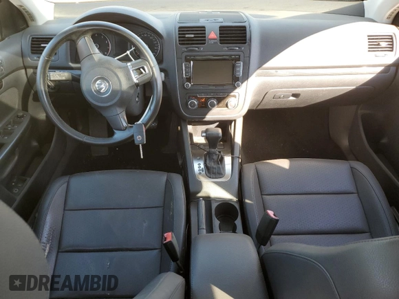 2010 Volkswagen Jetta Wolfsburg Edition with VIN 3VWRJ7AJ0AM047481, listed as a Copart auction lot 70208214 with Not provided miles and Salvage title. Bid and sale history available at DreamBid. Image 8.