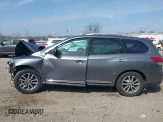 2015 Nissan Pathfinder SV z VIN 5N1AR2MM1FC677029, wystawiony jako IAAI lot #41791507 z przebiegiem Nie podano mil oraz . Historia ofert i sprzedaży dostępna na DreamBid. Obrazek 13.