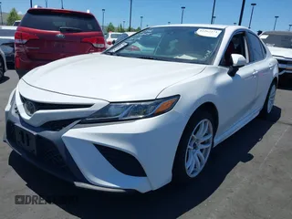2019 Toyota Camry LE z VIN 4T1B11HK6KU754349, wystawiony jako IAAI lot #42262271 z przebiegiem 77 312 mil mil oraz . Historia ofert i sprzedaży dostępna na DreamBid. Obrazek 17.