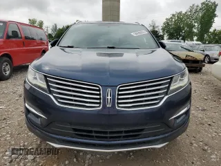 2017 Lincoln MKC Select z VIN 5LMTJ2DH6HUL62028, wystawiony jako Copart lot #58690835 z przebiegiem 104 370 mil mil oraz Czysty tytuł • Clean title. Historia ofert i sprzedaży dostępna na DreamBid. Obrazek 5.