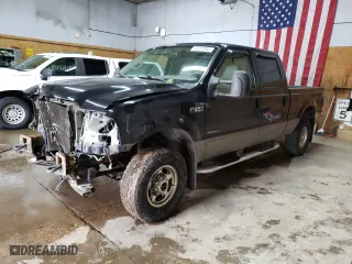 2002 Ford Super Duty F-250 XL with VIN 1FTNW21F32EA98126, listed as a Copart auction lot 48207945 with 0 mi miles and Clean Title. Bid and sale history available at carsss.com. Image 1.