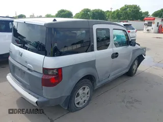 2005 Honda Element LX with VIN 5J6YH18355L006179, listed as a IAAI auction lot 41941764 with 196,772 mi miles and . Bid and sale history available at DreamBid. Image 4.