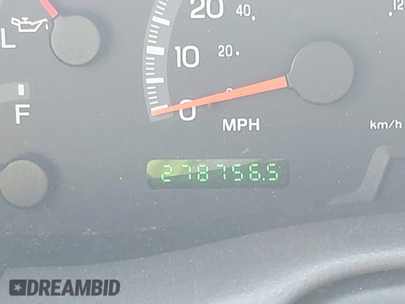 2001 Ford F-150 XLT z VIN 1FTRW07W81KB17508, wystawiony jako IAAI lot #42384253 z przebiegiem 278 756 mil mil oraz . Historia ofert i sprzedaży dostępna na DreamBid. Obrazek 15.