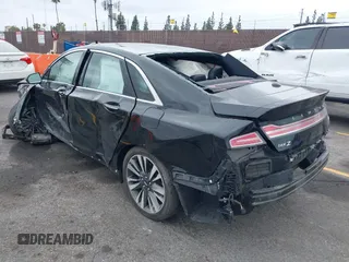 2017 Lincoln MKZ Hybrid Reserve with VIN 3LN6L5MU8HR650861, listed as a IAAI auction lot 42106028 with 89,733 mi miles and . Bid and sale history available at DreamBid. Image 3.
