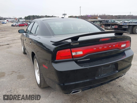 2013 Dodge Charger SXT with VIN 2C3CDXHG2DH525370, listed as a IAAI auction lot 41395980 with 226,079 mi miles. Bid and sale history available at carsss.com. Image 22.