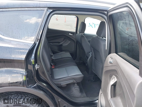 2018 Ford Escape SE z VIN 1FMCU9GD1JUD48846, wystawiony jako IAAI lot #42112952 z przebiegiem 117 580 mil mil oraz . Historia ofert i sprzedaży dostępna na DreamBid. Obrazek 8.
