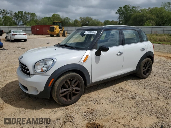 2015 MINI Countryman with VIN WMWZB3C52FWM33204, listed as a Copart auction lot 51680405 with 154,839 mi miles and Salvage Title. Bid and sale history available at DreamBid. Image 1.