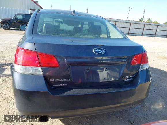 2013 Subaru Legacy Limited с VIN 4S3BMBK66D3037777, выставлен на аукционе IAAI как лот 41984589 с пробегом 210 925 миль миль и . История ставок и продаж доступна на DreamBid. Изображение 16.