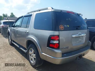 2008 Ford Explorer XLT z VIN 1FMEU73E98UA92588, wystawiony jako IAAI lot #42612972 z przebiegiem 194 059 mil mil oraz . Historia ofert i sprzedaży dostępna na DreamBid. Obrazek 3.