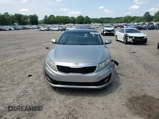 2013 Kia Optima EX z VIN 5XXGN4A78DG259164, wystawiony jako Copart lot #54259345 z przebiegiem 165 326 mil mil oraz Czysty tytuł • Clean title. Historia ofert i sprzedaży dostępna na DreamBid. Obrazek 13.