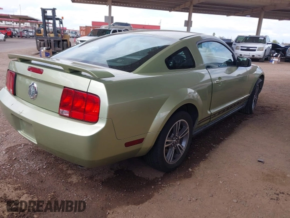 2006 Ford Mustang Standard with VIN 1ZVFT80NX65150735, listed as a IAAI auction lot 41950763 with 128,881 mi miles. Bid and sale history available at carsss.com. Image 4.