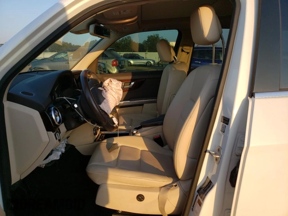2015 Mercedes-Benz GLK 350 with VIN WDCGG8JB3FG422850, listed as a Copart auction lot 78079224 with 67,735 mi miles and Salvage Title. Bid and sale history available at DreamBid. Image 7.