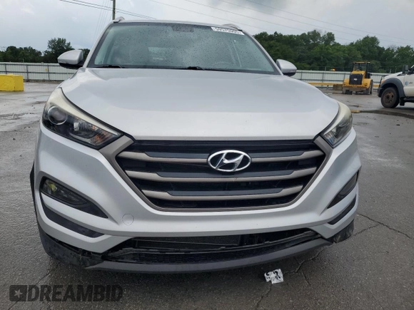 2016 Hyundai Tucson Limited z VIN KM8J33A27GU268569, wystawiony jako Copart lot #59575995 z przebiegiem 77 651 mil mil oraz Szkoda całkowita • Salvage title. Historia ofert i sprzedaży dostępna na DreamBid. Obrazek 5.