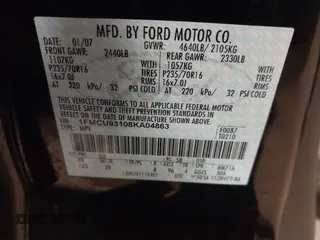 2008 Ford Escape XLT with VIN 1FMCU93108KA04863, listed as a IAAI auction lot 42131438 with 126,439 mi miles. Bid and sale history available at carsss.com. Image 9.