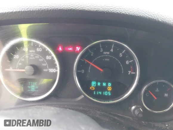 2013 Jeep Wrangler Unlimited Sport z VIN 1C4BJWDGXDL596450, wystawiony jako IAAI lot #42323862 z przebiegiem 114 105 mil mil oraz . Historia ofert i sprzedaży dostępna na DreamBid. Obrazek 7.