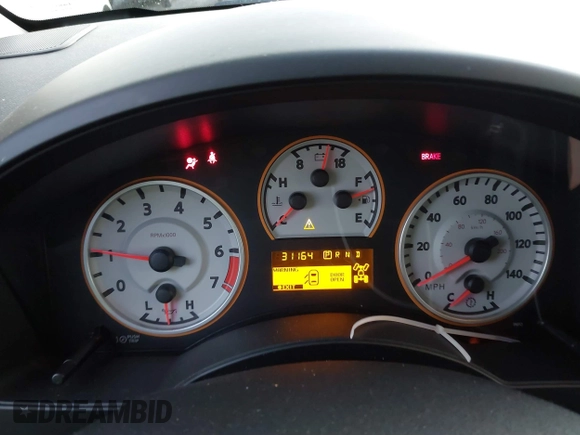 2014 Nissan Titan S with VIN 1N6AA0EC4EN500528, listed as a IAAI auction lot 41323510 with 31,164 mi miles and . Bid and sale history available at DreamBid. Image 7.