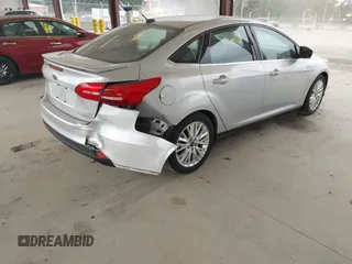 2017 Ford Focus Titanium с VIN 1FADP3J29HL329410, выставлен на аукционе IAAI как лот 42493519 с пробегом 22 639 миль миль и . История ставок и продаж доступна на DreamBid. Изображение 4.
