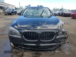 2011 BMW 7 Series 740Li z VIN WBAKB4C5XBC574119, wystawiony jako Copart lot #54946445 z przebiegiem Nie podano mil oraz Szkoda całkowita • Salvage title. Historia ofert i sprzedaży dostępna na DreamBid. Obrazek 5.
