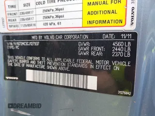 2012 Volvo C70 T5 с VIN YV1672MC3CJ127937, выставлен на аукционе IAAI как лот 42005405 с пробегом 122 653 миль миль и . История ставок и продаж доступна на DreamBid. Изображение 9.