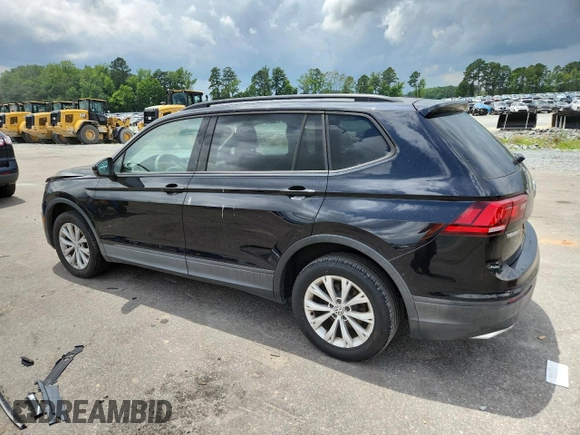 2018 Volkswagen Tiguan S с VIN 3VV1B7AX1JM087734, выставлен на аукционе Copart как лот 60317815 с пробегом 98 822 миль миль и Списание • Salvage title. История ставок и продаж доступна на DreamBid. Изображение 2.