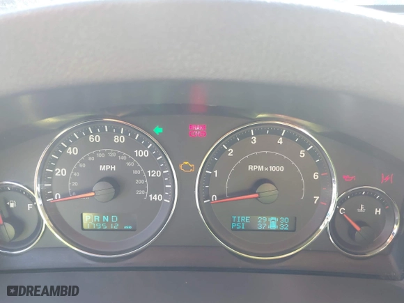 2006 Jeep Grand Cherokee Overland with VIN 1J8HR682X6C260987, listed as a IAAI auction lot 41669713 with 179,512 mi miles. Bid and sale history available at carsss.com. Image 7.