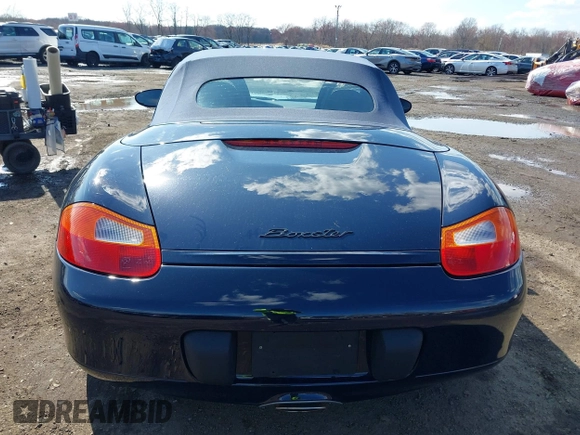 2001 Porsche Boxster z VIN WP0CA29861S620159, wystawiony jako IAAI lot #41868701 z przebiegiem 38 776 mil mil oraz . Historia ofert i sprzedaży dostępna na DreamBid. Obrazek 16.