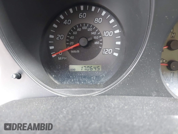 2003 Nissan Xterra XE with VIN 5N1ED28T03C689640, listed as a IAAI auction lot 41993950 with 170,645 mi miles. Bid and sale history available at carsss.com. Image 7.