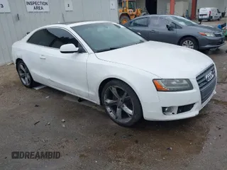 2010 Audi A5 Premium Plus с VIN WAULFAFR5AA055317, выставлен на аукционе IAAI как лот 42057275 с пробегом 150 451 миль миль и . История ставок и продаж доступна на DreamBid. Изображение 1.