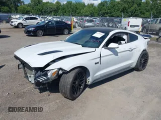 2017 Ford Mustang GT z VIN 1FA6P8CF8H5332597, wystawiony jako IAAI lot #42759541 z przebiegiem 23 638 mil mil oraz . Historia ofert i sprzedaży dostępna na DreamBid. Obrazek 2.
