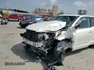 2018 Toyota Highlander SE with VIN 5TDKZRFH6JS531704, listed as a Copart auction lot 62944725 with Not provided miles and Salvage title. Bid and sale history available at DreamBid. Image 14.