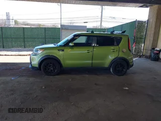 2014 Kia Soul with VIN KNDJN2A23E7738486, listed as a IAAI auction lot 41827927 with 127,043 mi miles. Bid and sale history available at carsss.com. Image 14.