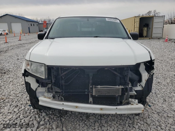 2013 Honda Ridgeline RT with VIN 5FPYK1F23DB010712, listed as a Copart auction lot 44054985 with 98,901 mi miles and Salvage Title. Bid and sale history available at carsss.com. Image 5.