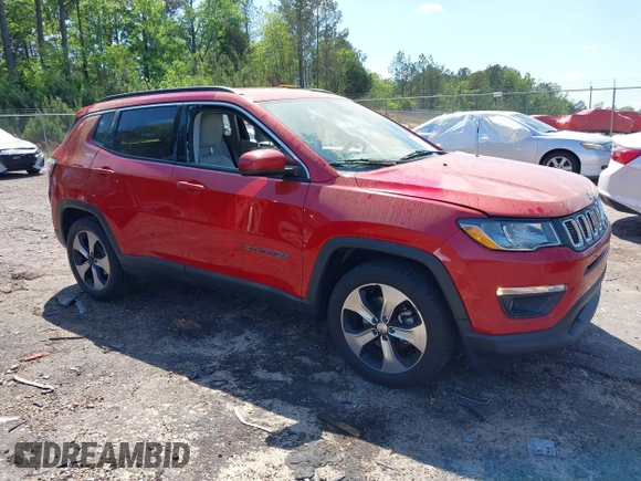 2018 Jeep Compass Latitude z VIN 3C4NJCBBXJT193295, wystawiony jako IAAI lot #41958808 z przebiegiem 121 440 mil mil oraz . Historia ofert i sprzedaży dostępna na DreamBid. Obrazek 1.
