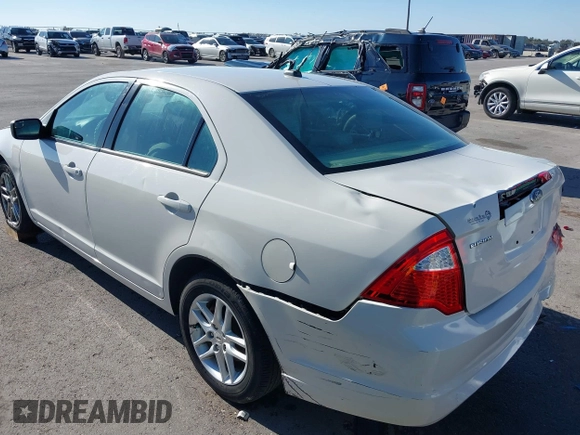 2012 Ford Fusion S with VIN 3FAHP0GA7CR364584, listed as a IAAI auction lot 41664045 with 185,895 mi miles. Bid and sale history available at carsss.com. Image 17.