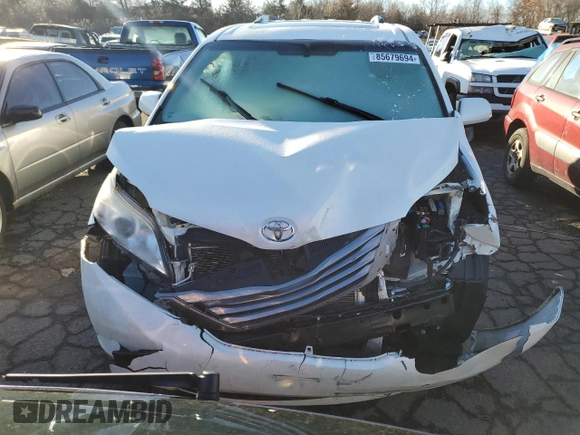 2016 Toyota Sienna Limited with VIN 5TDDK3DC3GS143212, listed as a Copart auction lot 85679694 with 150,340 mi miles and Salvage title. Bid and sale history available at DreamBid. Image 5.