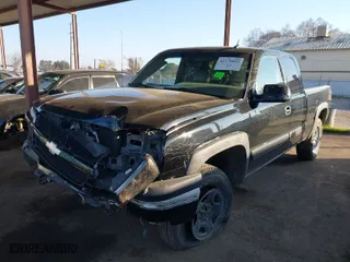 2003 Chevrolet Silverado 1500 LS with VIN 2GCEK19T431132402, listed as a IAAI auction lot 41278893 with 167,312 mi miles. Bid and sale history available at carsss.com. Image 2.