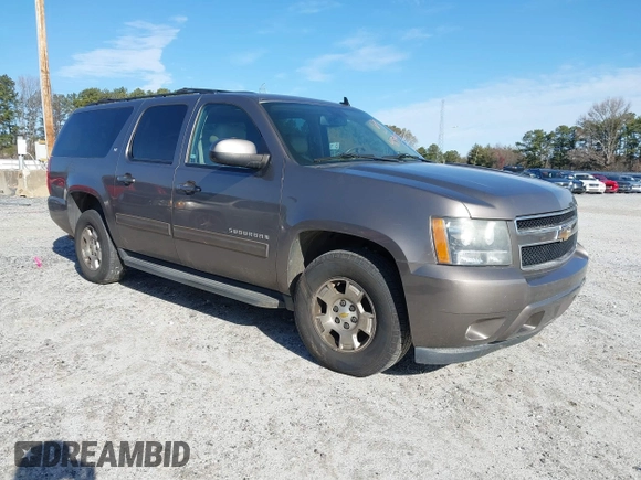 2011 Chevrolet Suburban LT with VIN 1GNSCJE00BR122636, listed as a IAAI auction lot 41594772 with 202,433 mi miles. Bid and sale history available at carsss.com. Image 1.