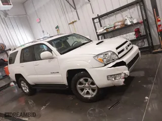 2005 Toyota 4Runner SR5 with VIN JTEBT14R450051986, listed as a IAAI auction lot 41597512 with 113,042 mi miles. Bid and sale history available at carsss.com. Image 13.