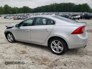 2015 Volvo S60 T5 Premier with VIN YV1612TK7F2366996, listed as a Copart auction lot 59237905 with 95,880 mi miles and Clean title. Bid and sale history available at DreamBid. Image 2.