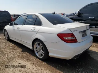 2013 Mercedes-Benz C 300 Sport с VIN WDDGF8AB7DR243159, выставлен на аукционе Copart как лот 64628795 с пробегом 143 014 миль миль и Чистый • Clean title. История ставок и продаж доступна на DreamBid. Изображение 2.