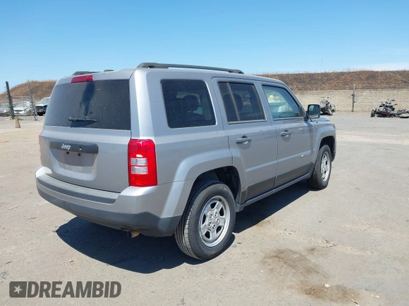 2016 Jeep Patriot Sport with VIN 1C4NJPBB8GD681022, listed as a IAAI auction lot 42852401 with 63,027 mi miles and . Bid and sale history available at DreamBid. Image 4.