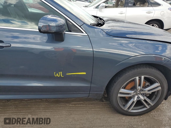 2020 Volvo XC60 Momentum with VIN YV4102DK3L1436039, listed as a Copart auction lot 74074424 with Not provided miles and Non repairable. Bid and sale history available at DreamBid. Image 13.