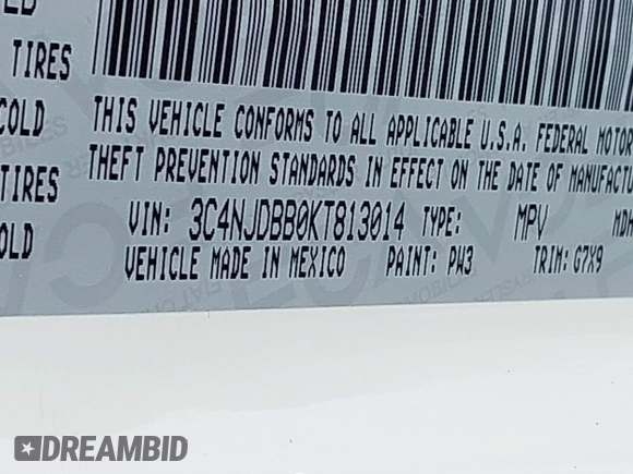 2019 Jeep Compass Latitude with VIN 3C4NJDBB0KT813014, listed as a IAAI auction lot 41560221 with 63,307 mi miles. Bid and sale history available at carsss.com. Image 9.