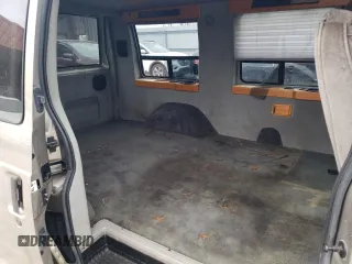 2002 Chevrolet Astro Cargo Van YF7 Upfitter with VIN 1GBDM19X52B111599, listed as a Copart auction lot 43682335 with 107,393 mi miles and Salvage Title. Bid and sale history available at carsss.com. Image 11.