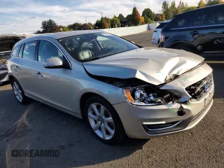 2017 Volvo V60 Premier with VIN YV140MEK6H1336531, listed as a Copart auction lot 74840174 with 86,663 mi miles and Salvage Title. Bid and sale history available at carsss.com. Image 4.