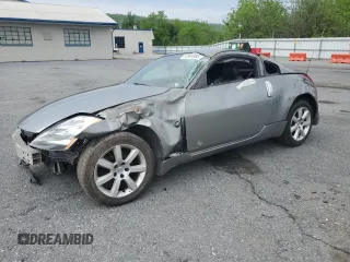 2005 Nissan 350Z Touring z VIN JN1AZ34E05M654954, wystawiony jako Copart lot #57591085 z przebiegiem Nie podano mil oraz Tytuł czysty. Historia ofert i sprzedaży dostępna na DreamBid. Obrazek 1.